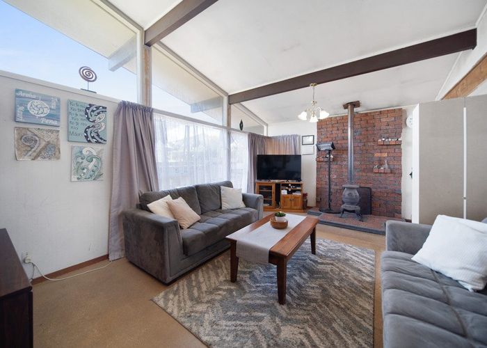  at 41 Ferndown Avenue, Papatoetoe, Auckland