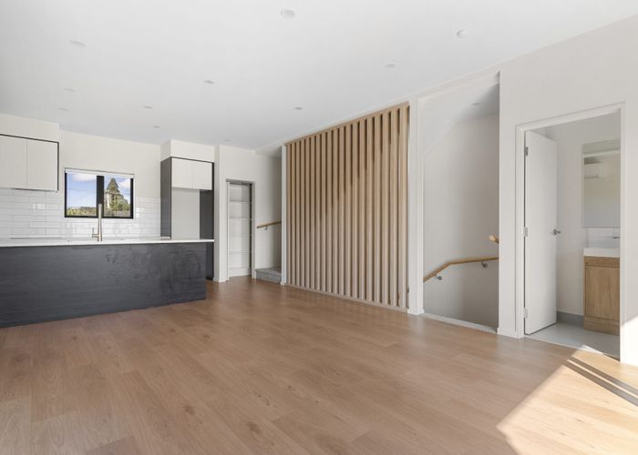  at 4/21 Erima Avenue, Point England, Auckland City, Auckland