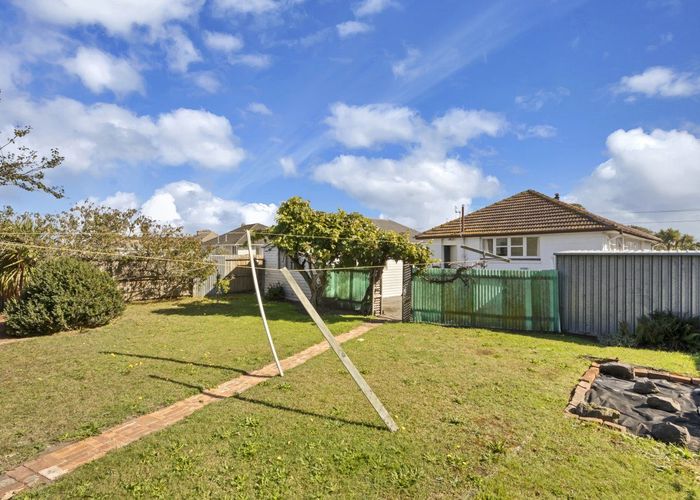  at 42 Eureka Street, Aranui, Christchurch City, Canterbury