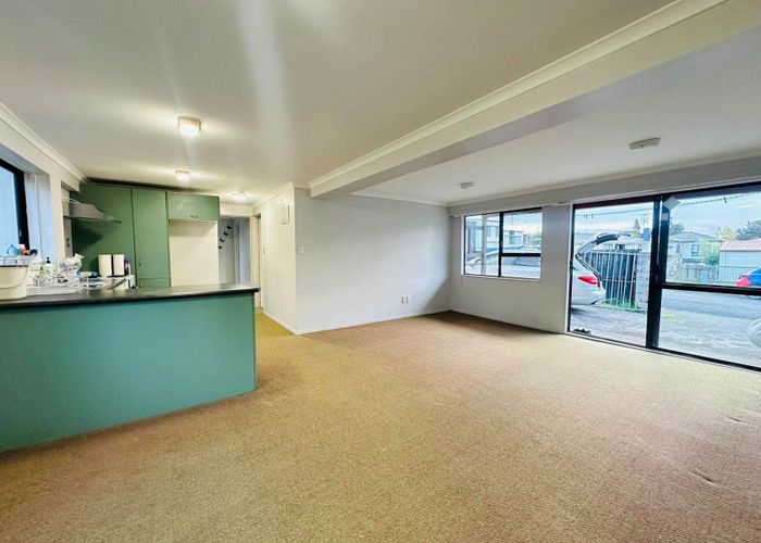  at 25B Swaffield Road, Papatoetoe, Manukau City, Auckland
