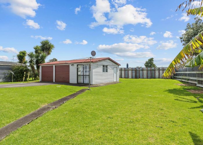  at 24 Caravelle Close, Mangere, Manukau City, Auckland
