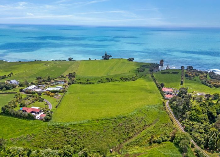  at 1119 Main North Road, Onaero, New Plymouth, Taranaki