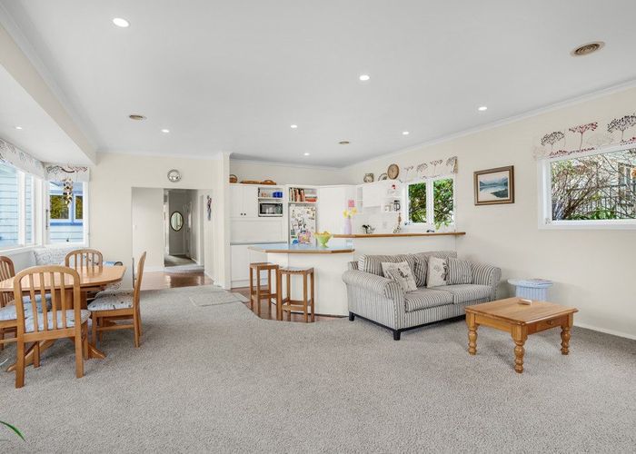  at 52 Norton Park Avenue, Fairfield, Lower Hutt, Wellington