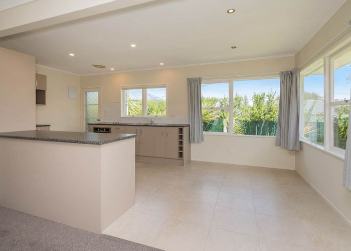  at 14a Karaka Street, Takapuna, North Shore City, Auckland