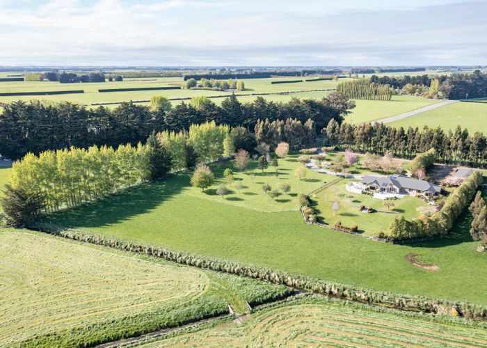  at 200 Lochiel Branxholme Road, Lochiel, Winton