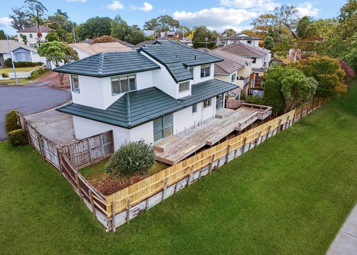  at 1/7 Marbeth Court, Botany Downs, Manukau City, Auckland
