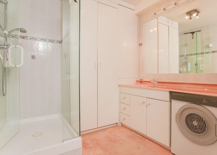  at 8/25 Stanley Point Road, Stanley Bay, North Shore City, Auckland