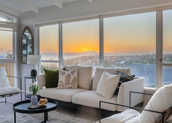  at 1/5 Gull Lane, Mairangi Bay, North Shore City, Auckland