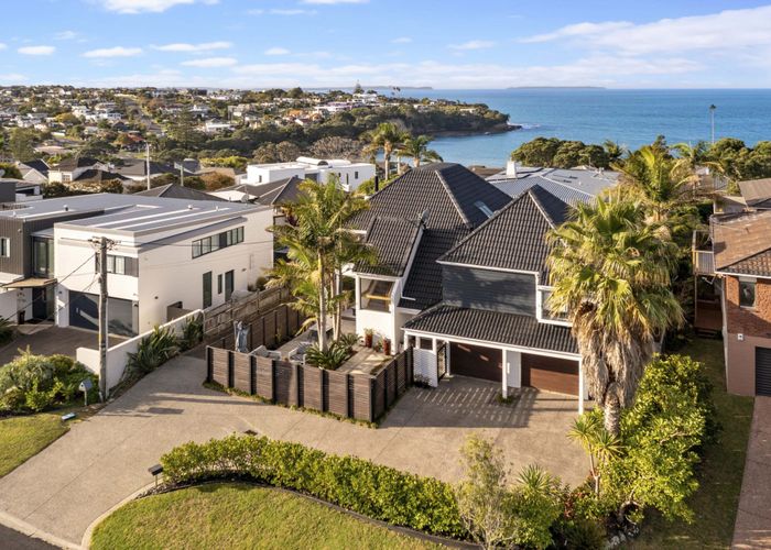  at 9 Scarboro Terrace, Murrays Bay, North Shore City, Auckland