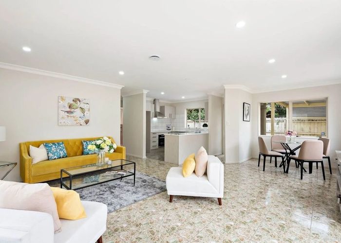  at 4 Brentford Place, Manurewa, Manukau City, Auckland