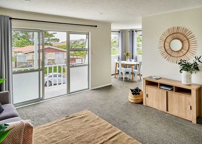 Recently sold 30 Colchester Crescent, Newlands, Wellington homes.co.nz