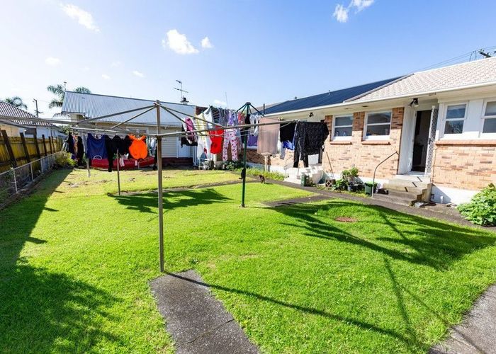  at 4/60 Central Avenue, Papatoetoe, Manukau City, Auckland