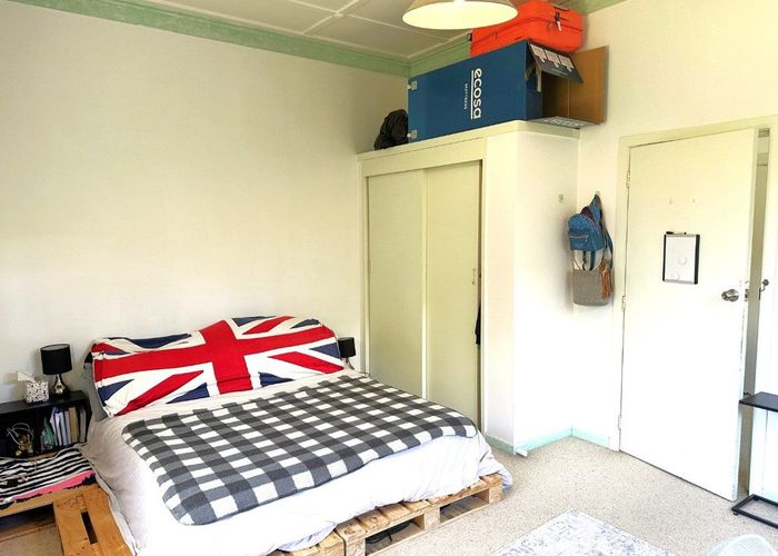  at 5 Admiral Beatty Ave, Mount Roskill, Auckland City, Auckland