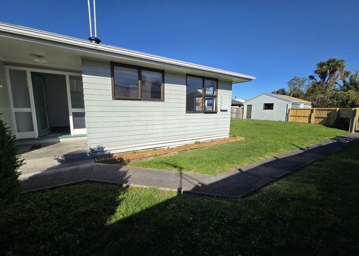  at 696a Gloucester Street, Linwood, Christchurch City, Canterbury