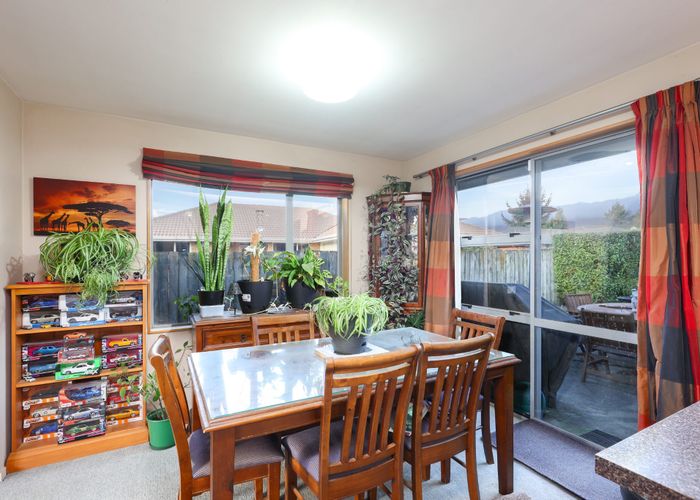  at 8 Maple Crescent, Richmond, Tasman, Nelson / Tasman