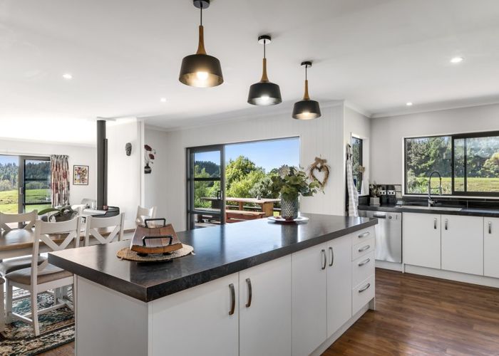  at 41 Serenity Lane, Koputaroa