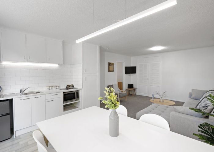  at 1/213 Jervois Road, Herne Bay, Auckland City, Auckland