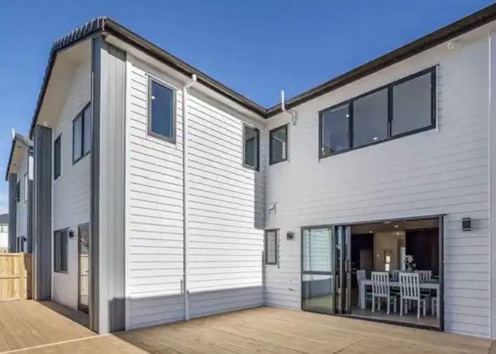  at 23 Knockanara Drive, Flat Bush, Auckland