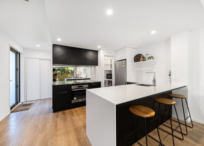  at 2/441 Madras Street, St. Albans, Christchurch City, Canterbury