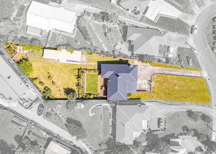  at 9 Windsor Terrace, Durie Hill, Whanganui