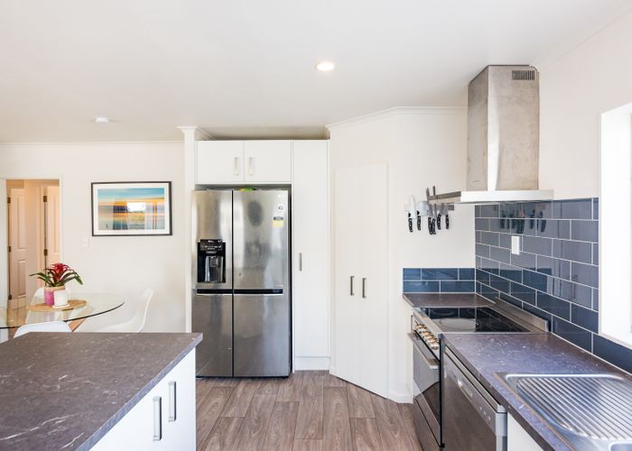  at 184 Kelvin Grove Road, Kelvin Grove, Palmerston North