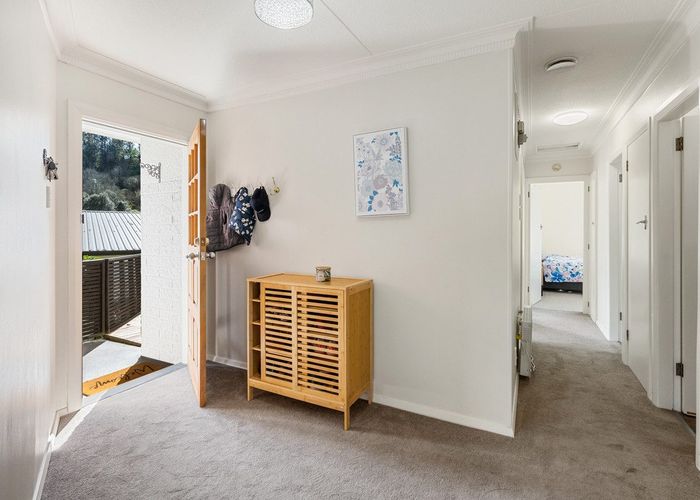  at 17 Colquhoun Street, Glenross, Dunedin, Otago