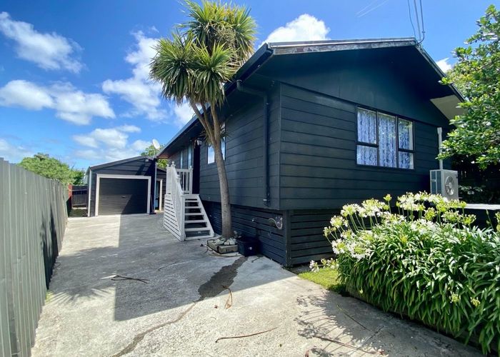  at 12 Pirinoa Street, Feilding, Feilding