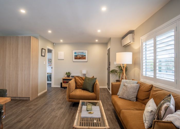  at 2/321 Triangle Road, Massey, Waitakere City, Auckland