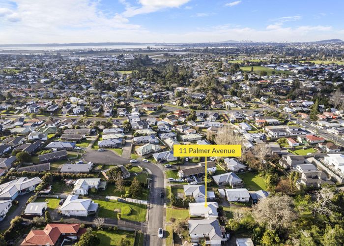  at 11 Palmer Avenue, Glen Eden, Auckland