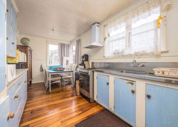  at 31 Firth Crescent, Otara, Manukau City, Auckland