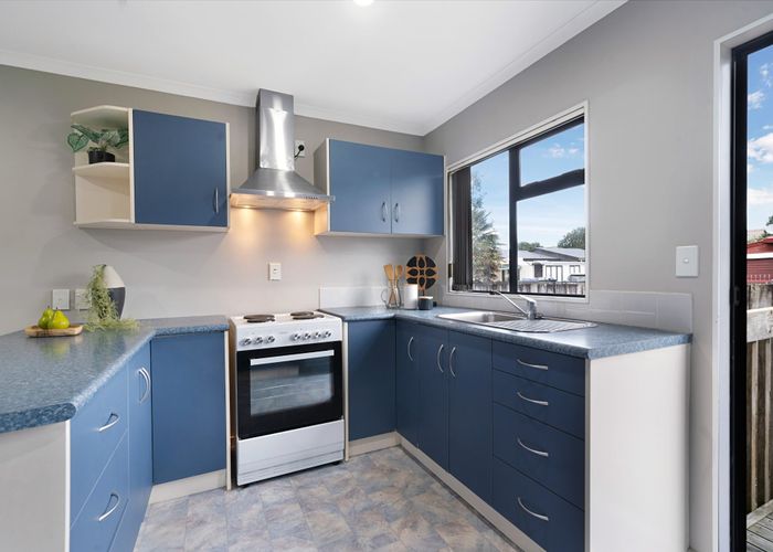  at 32D Gifford Road, Papatoetoe, Auckland