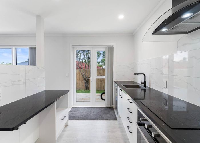  at 5 Lister Street, Point Chevalier, Auckland City, Auckland