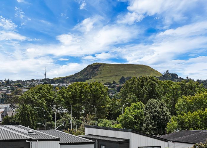  at Lot 2/20 Ayr Road, Pakuranga, Manukau City, Auckland