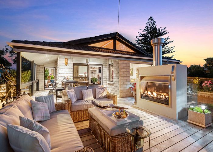  at 11 The Terrace, Herald Island, Auckland