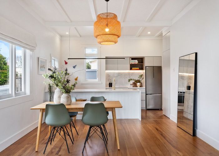  at 25 Ennismore Road, Mount Albert, Auckland City, Auckland