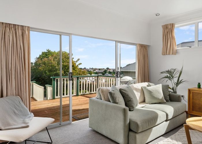  at 41 Queens Road, Glen Avon, New Plymouth