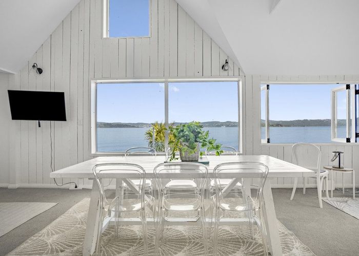  at 502 Marine Drive, Eastbourne, Lower Hutt, Wellington
