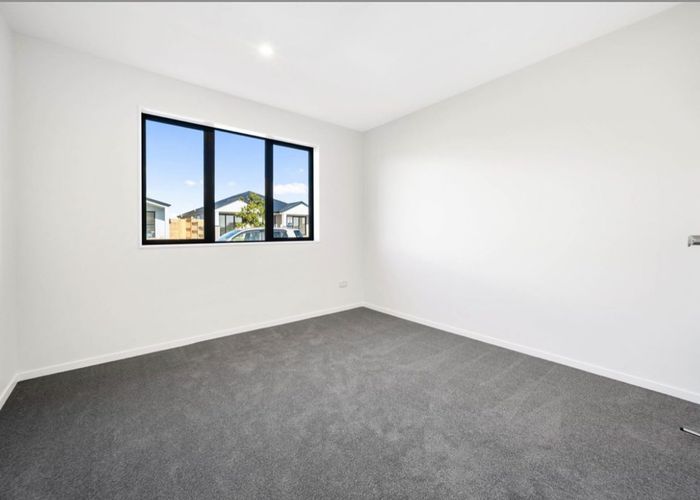  at 9 Noia Way, Drury, Papakura, Auckland