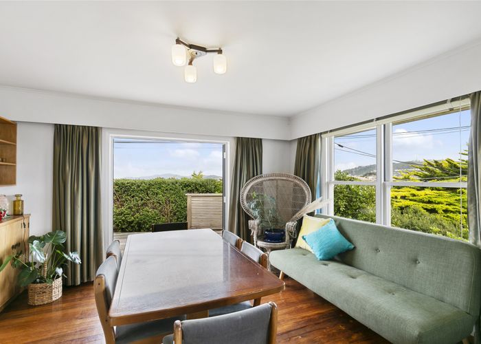  at 105 Black Rock Road, Newlands, Wellington