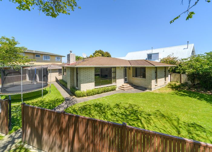  at 2 Cecil Place, Cloverlea, Palmerston North