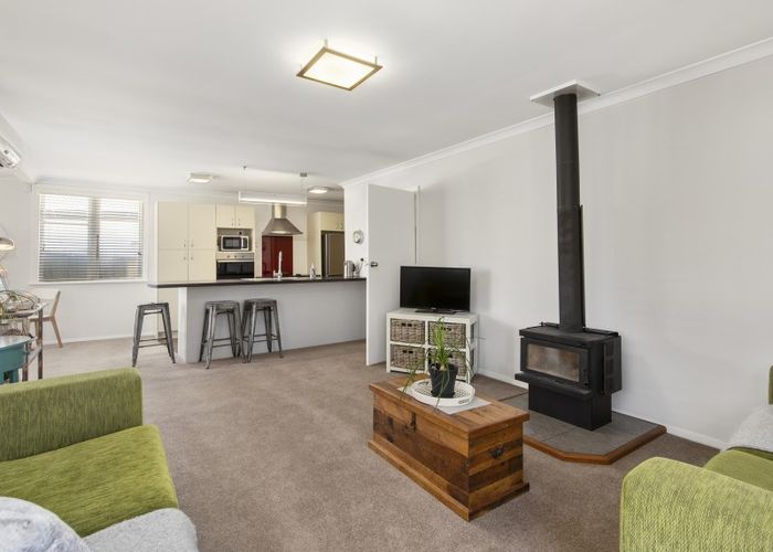  at 1 Waldie Grove, Avalon, Lower Hutt