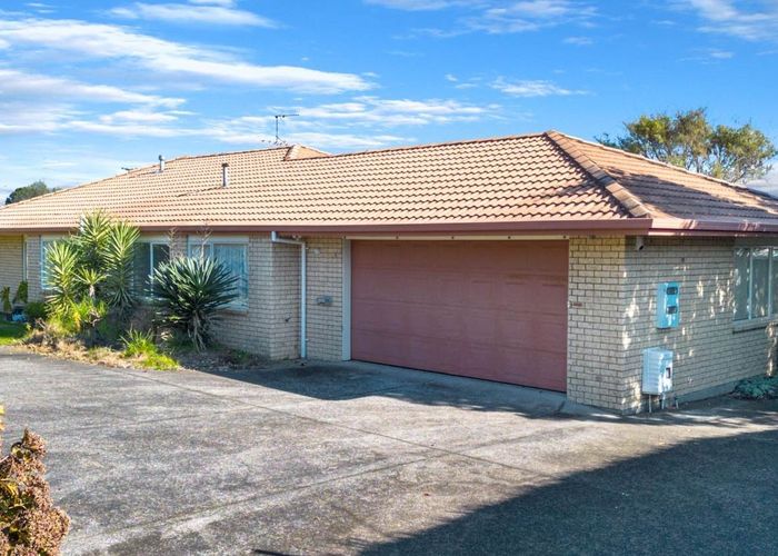  at 5 Longford Park Drive, Takanini, Auckland