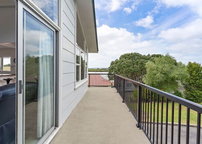  at 22 Beihlers Road, Weymouth, Manukau City, Auckland