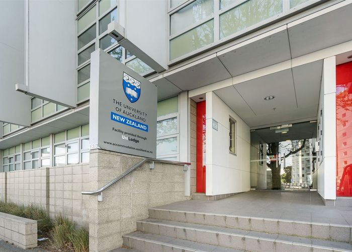  at 117/133 Beach Road, Auckland Central, Auckland