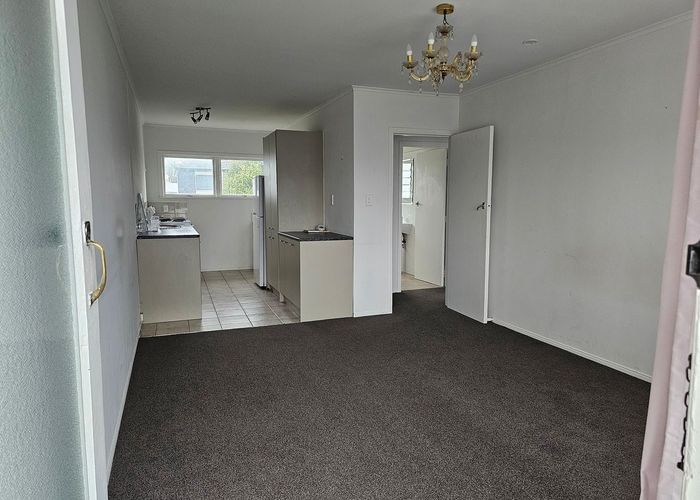  at 8/87 Wallace Road, Papatoetoe, Auckland