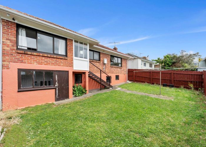  at 567A Glenfield Road, Glenfield, Auckland