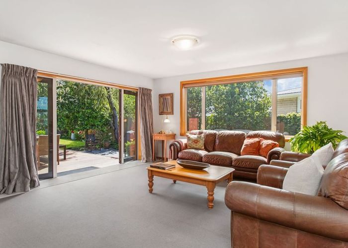  at 14 Dulles Place, Papanui, Christchurch
