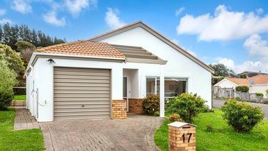  at 17 Lakeside Villas, Whitby, Porirua