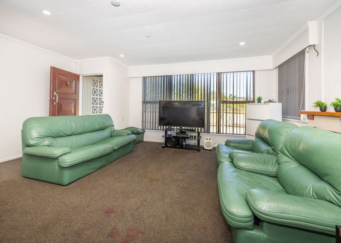  at 1 Thornton Place, Melville, Hamilton, Waikato