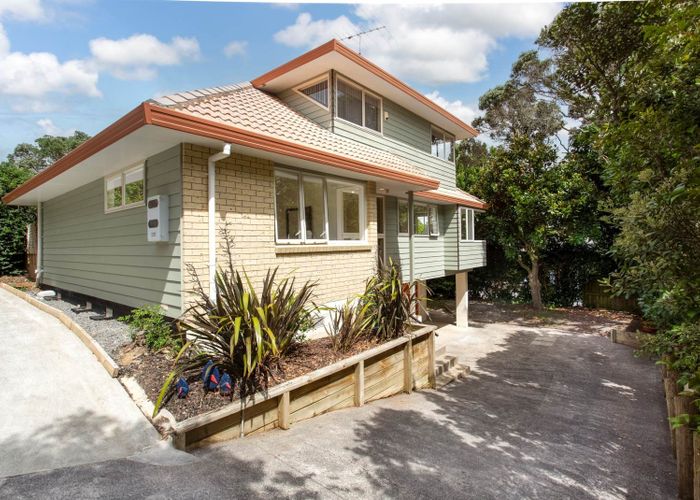  at 121C Ocean View Road, Hillcrest, North Shore City, Auckland